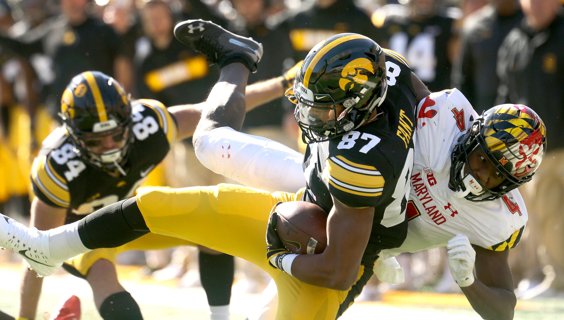102018-Iowa-Maryland FB-005